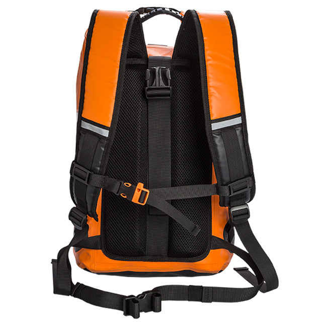  The Lightweight Dry Backpack (FP-181015)