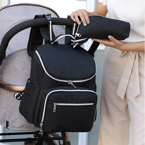 Factory Price Diaper Backpack with Multiple Pocket with USB Charger (EP-MB001)
